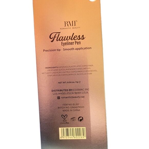 Flawless Black Eyeliner Pen - Picture 2 of 2